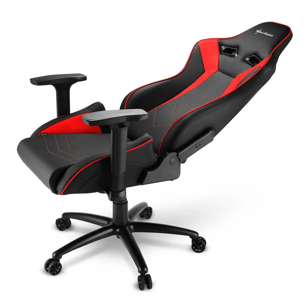Sharkoon ELBRUS 3 Gamestoel (Zwart/Rood) - zijkant, volledig zicht op ergonomisch ontwerp met rode accenten, verstelbare armleuningen en zwenkwielen