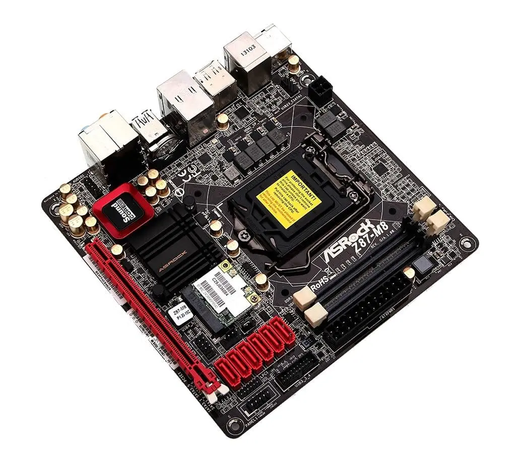 ASRock Z87-M8 ITX socket 1150 moederbord - bovenaanzicht met zichtbare CPU-socket, RAM-slots, voeding-connectors, netwerkpoorten en uitbreidingsslots