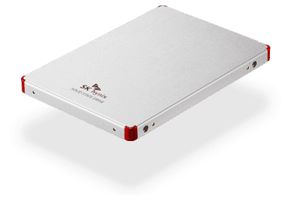Hynix SC300 2,5" 128GB SSD bovenaanzicht met rode hoeken en connector details zichtbaar