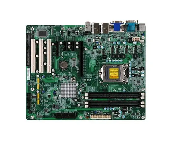 PT630 Socket 1156 moederbord - bovenaanzicht met CPU-socket, RAM-sleuven, uitbreidingssleuven en achterpaneel-aansluitingen zichtbaar