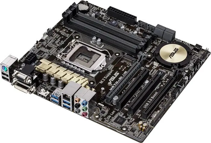 Asus Z97M Plus socket 1150 moederbord, bovenaanzicht met zichtbare CPU-socket, RAM-slots, uitbreidingsslots, chipset en I/O-paneel