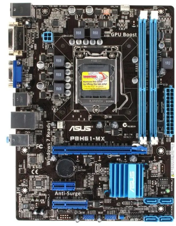 Asus P8H61-MX socket 1155 moederbord - bovenaanzicht met CPU-socket, RAM-slots, PCI-E slots en blauwe heatsinks