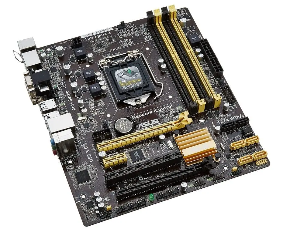 Asus B85M-E socket 1150 moederbord, bovenaanzicht met zichtbare CPU-socket, RAM-slots, SATA-poorten en voedingsconnectoren