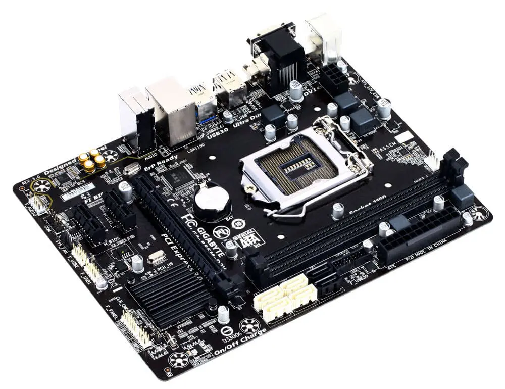 GA-B85M-D2V socket 1150 moederbord bovenaanzicht met CPU-socket, RAM-slots, voedingsconnectoren en uitbreidingsslots